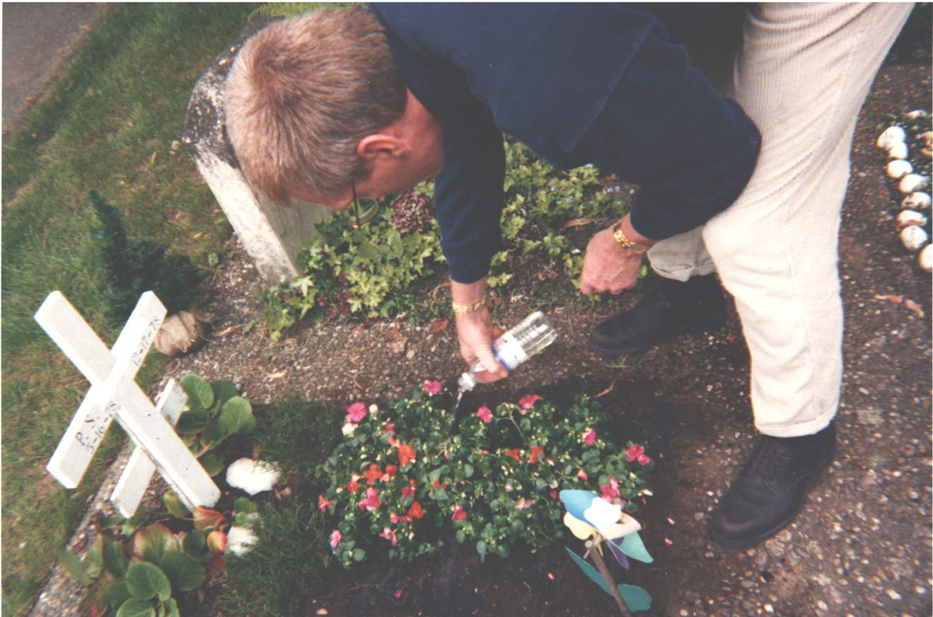 Phil Petree working on Patricks grave